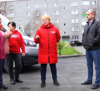 Оленегорск посетили активисты «Народного фронта»