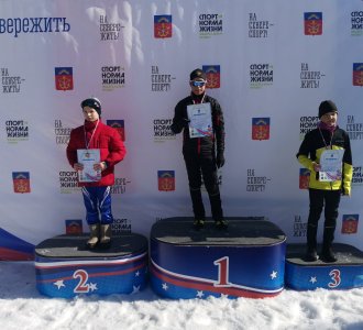 Лыжники Оленегорска вернулись с медалями из Полярных Зорь