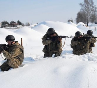 В районе аэродрома Оленья будут стрелять