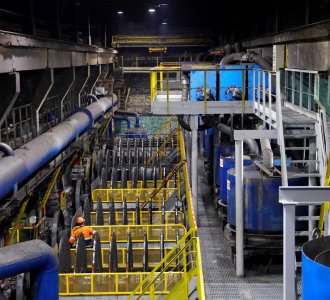 На дробильно-обогатительной фабрике Оленегорского ГОКа улучшают условия труда фильтровальщиков