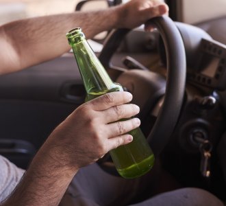 В Оленегорске выявлен факт повторного управления автомобилем в состоянии алкогольного опьянения
